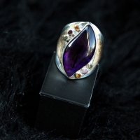 ring_purpleoval1